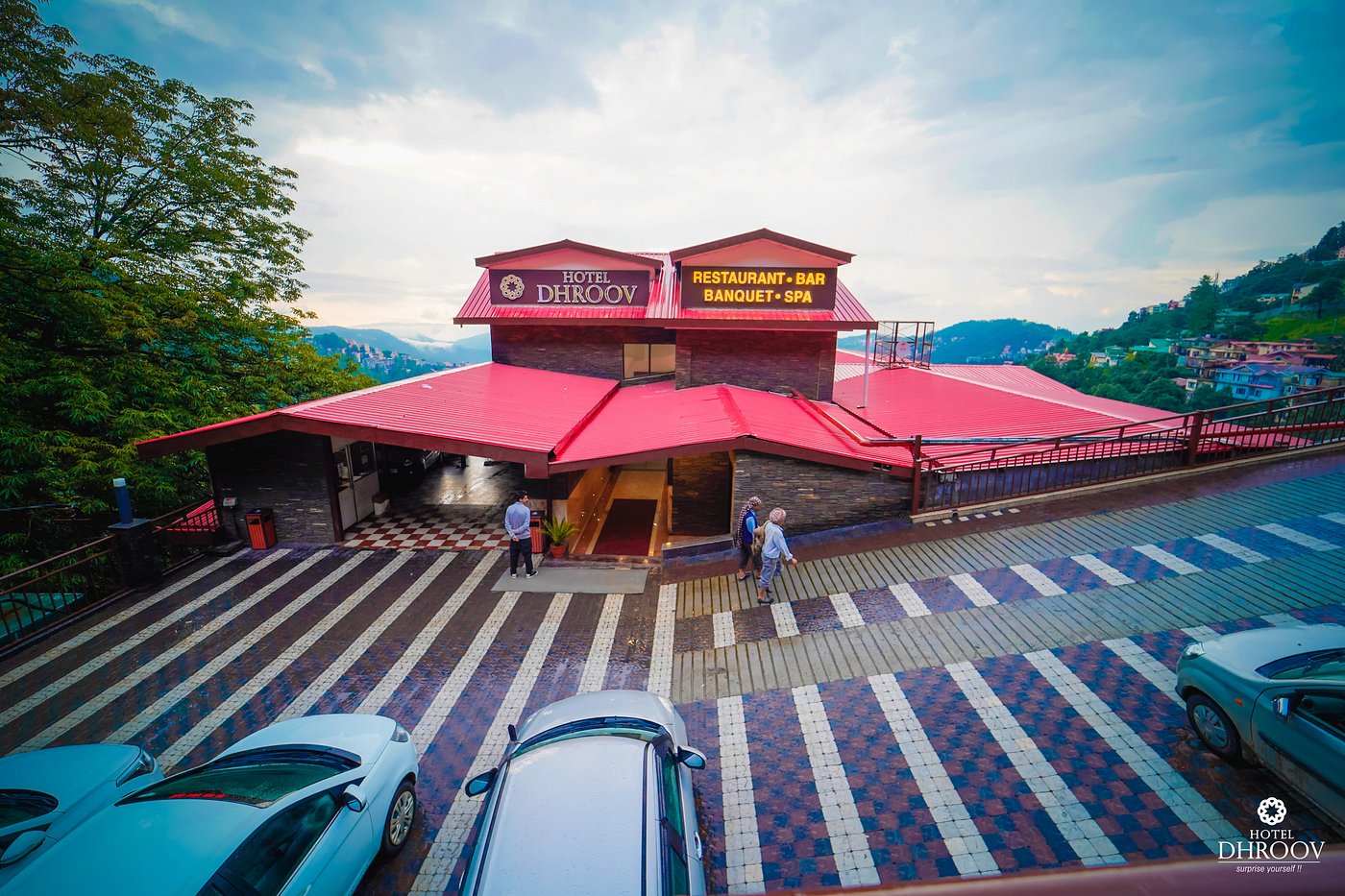 parking-and-front-view